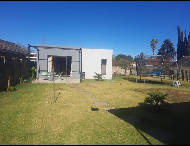 4 BEDROOM HOUSE FOR SALE IN ARCON PARK